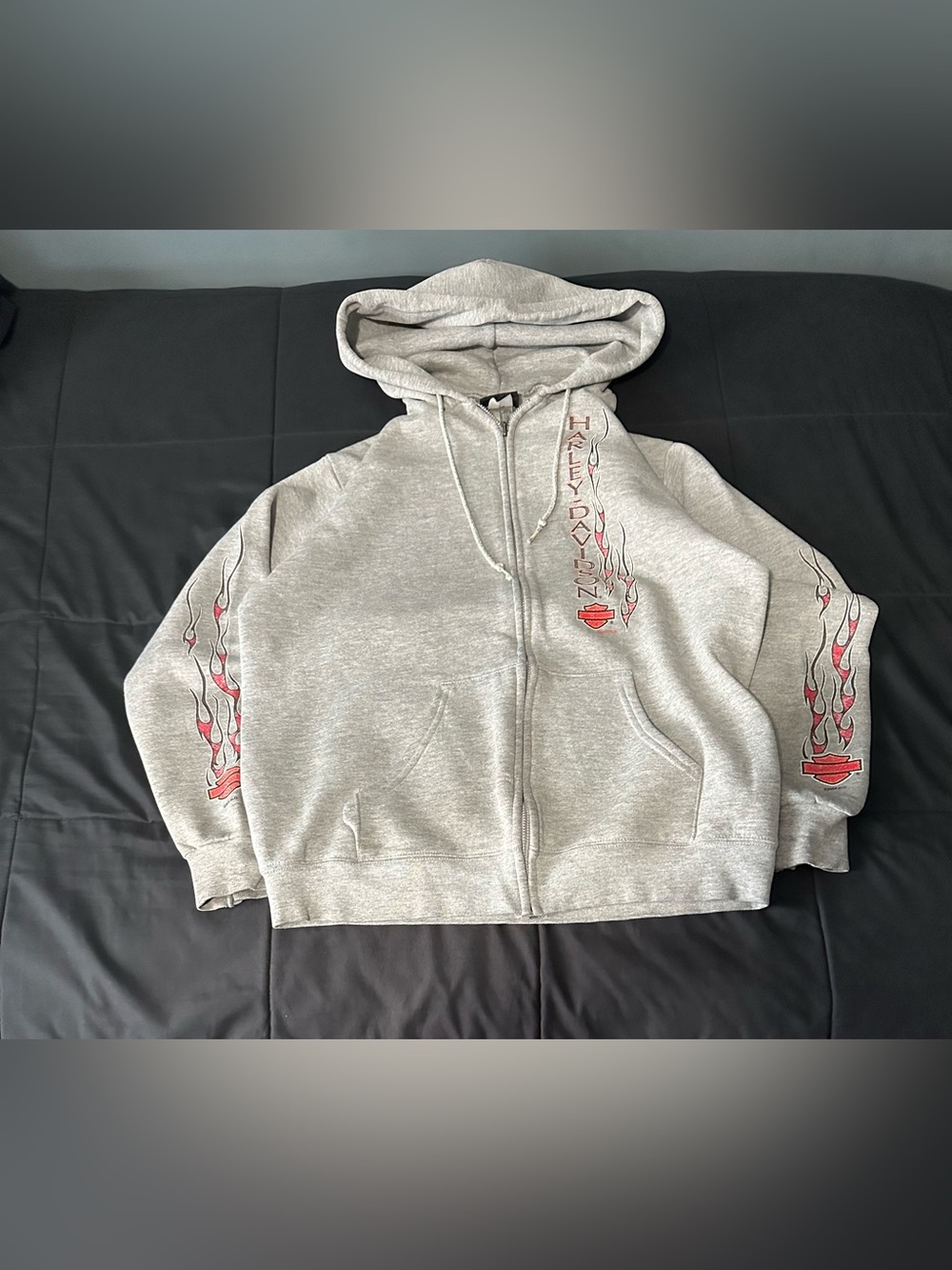 Harley-Davidson Light Gray Zip-Up Hoodie with Red Flame Accents